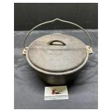 Cast iron Dutch oven with lid