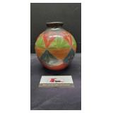 Nicaraguan pottery vase