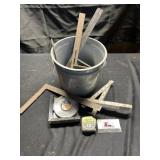 Levels and carpentry tools