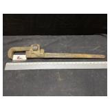 Pipe wrench