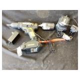 Worx 20 V drill/ works