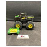 John Deere 4x4 RC Car