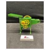 John Deere Corn Sheller