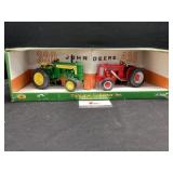 Dubuque collector set John Deere 330 and 430