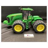 John Deere 9530tractor