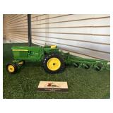John Deere 3020