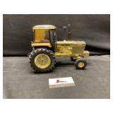 Ertl John Deere 4440