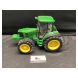 John Deere 7330 premium toy tractor