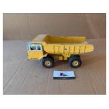 Ertl IH Pay Hauler (hydrauler dump)