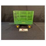 Ertl John Deere Hay Wagon