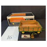 Ertl John Deere Precision #16 Barge Wagon