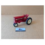 Ertl International Harvester Tractor