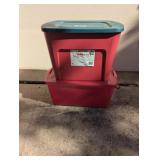 2 plastic totes (clean)