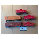 5 American Flyer HO Scale Cabooses/cars