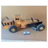 Tonka road grader