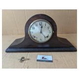 Wm. L. Gilbert mantle clock w/ key (works)