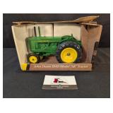 Ertl John Deere 1949 Model AR w/ original box