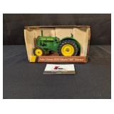 Ertl John Deere 1935 Model BR Tractor w/ original