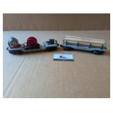 Lionel 3650 Searchlight car, 2411 flatbed w/ logs