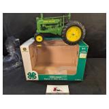 Ertl 4H John Deere Styled A Tractor (no umbrella)