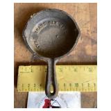 Cast-iron grand Ole Opry ashtray