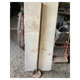 Telephone pole shovel