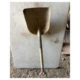 Shovel