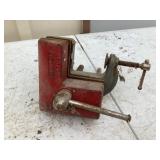 Stanley vice number 700