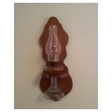 Oil lamp and wall hanger