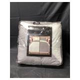 Queen sized down, alternative comforter