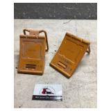 Nissan motor wheel chocks