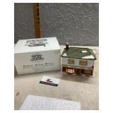 Licensed Heritage Village collection, Scrooge a