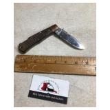 Lock blade pocket knife