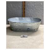 Galvanized cubash tub