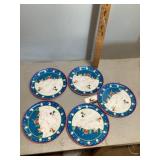 Leaky design holiday plates
