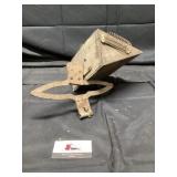 Vintage jaw, style animal trap