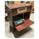 Vintage radio turntable untested approximately 1