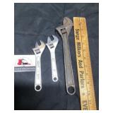 Adjustable wrenches