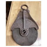Barn pulley