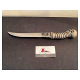 Skull and cross bones knife