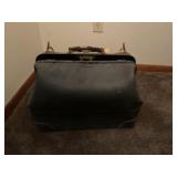 Antique Dr bag