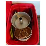 Pans/ sheet pans/ tote not included