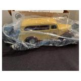 Farmerï¿½s Almanac die cast truck bank