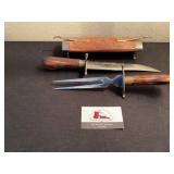 Knife and dagger set