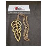 Vintage Necklace marked Trifari