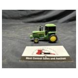 Pull back John Deere tractor 1/64