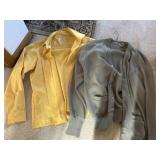 Menï¿½s large XL vintage shirts