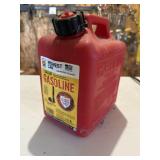 1 gallon gasoline can