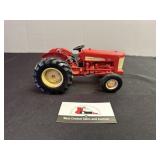 1:16 scale metal international tractor