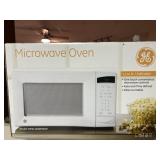 G E Microwave new in the Box